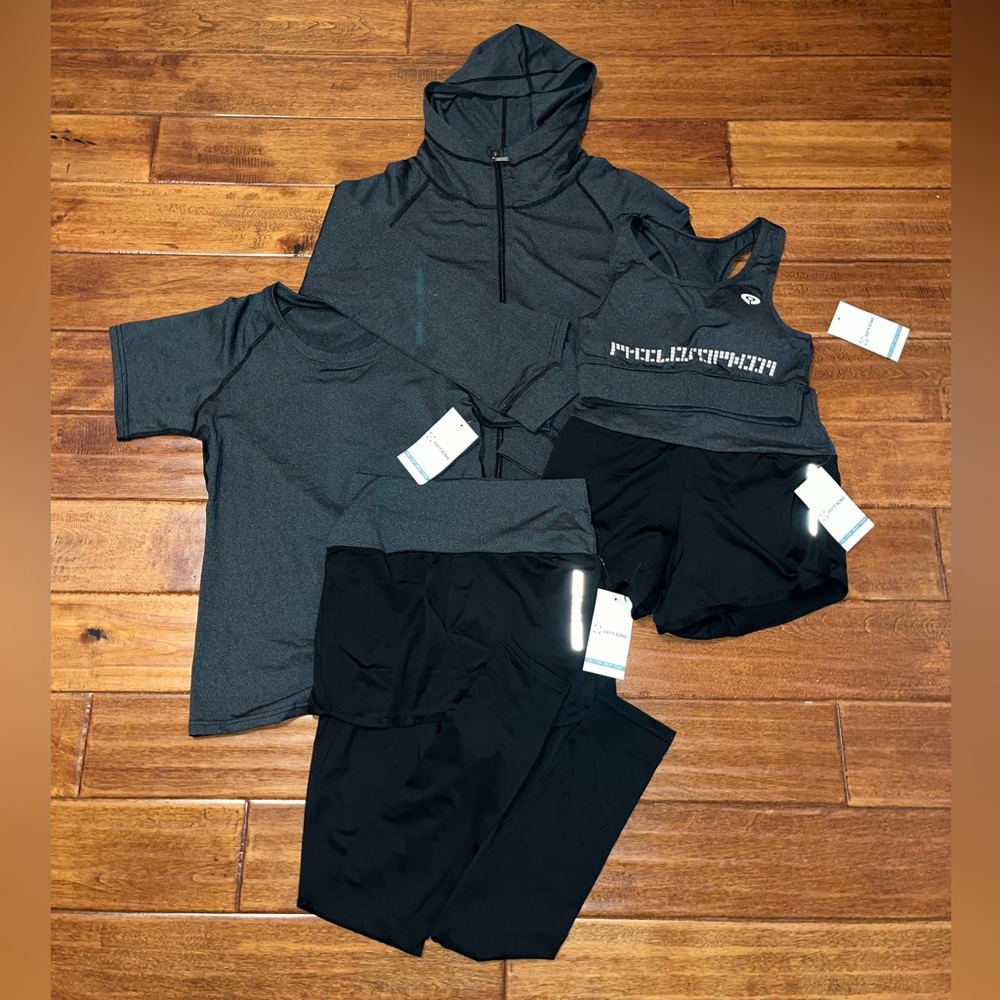 Women’s Workout Clothes Set 5 PCS Exercise Athletic Outfits Set